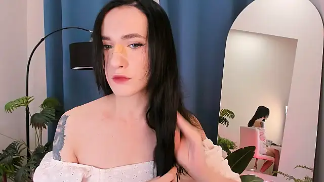 Snapshot of Dearly_kitty chatting on November 19, 6:46 am Dearly kitty online show from November 19, 6:46 am