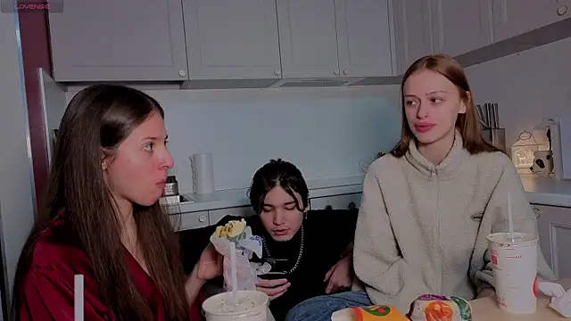 fcjuicy pussy online show from December 21, 7:37 am