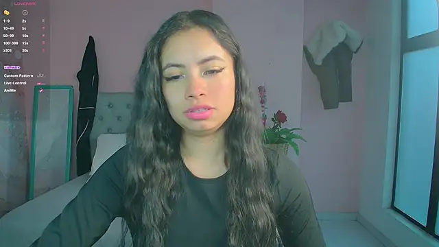 Snapshot of soyzarahtorres chatting on March 7, 9:48 pm soyzarahtorres online show from March 7, 9:48 pm