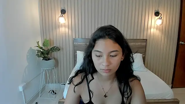 Snapshot of melody_flowers chatting on January 15, 3:50 pm melody flowers online show from January 15, 3:50 pm