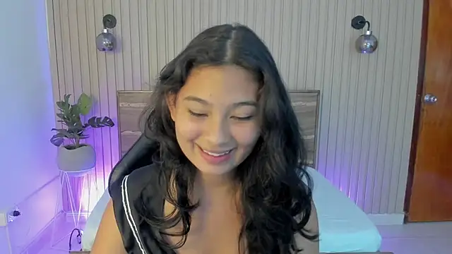 Snapshot of melody_flowers chatting on January 22, 1:21 pm melody flowers online show from January 22, 1:21 pm