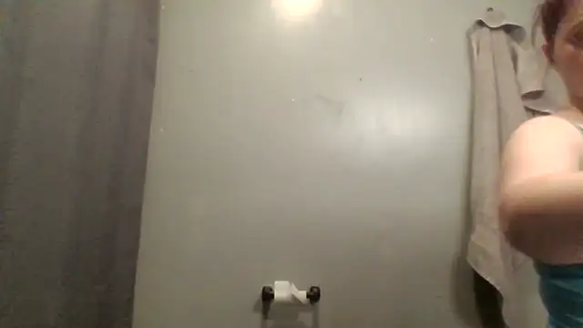 Snapshot of lilbishmiss chatting on November 14, 3:49 am lilbishmiss online show from November 14, 3:49 am