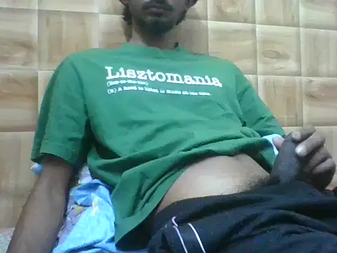 Snapshot of GraniticChowder chatting on December 5, 2:03 pm GraniticChowder online show from December 5, 2:03 pm