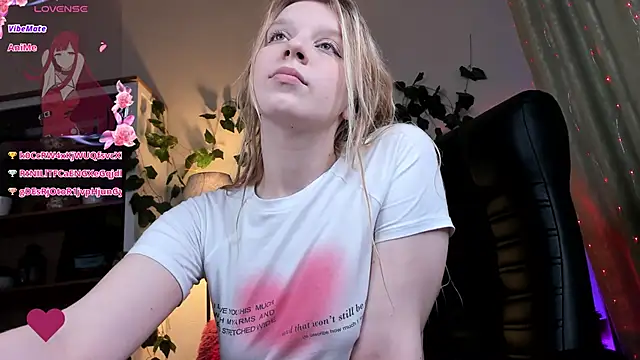 KarambaMoon online show from February 2, 3:32 am