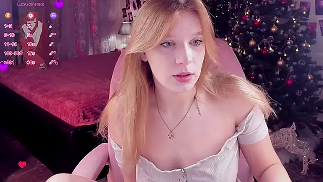 KarambaMoon online show from December 1, 8:36 pm