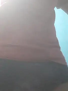 Snapshot of hugosafado333 chatting on October 19, 9:37 pm hugosafado333 online show from October 19, 9:37 pm