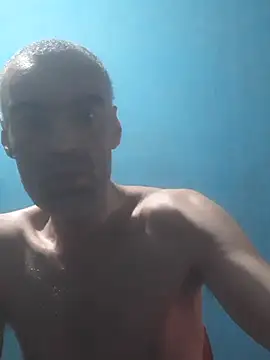 Snapshot of hugosafado333 chatting on October 28, 5:00 am hugosafado333 online show from October 28, 5:00 am