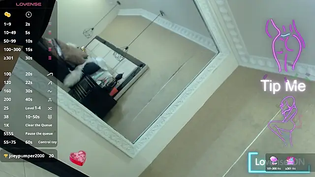 Snapshot of kimCosseyy chatting on March 22, 7:04 am kimCosseyy online show from March 22, 7:04 am