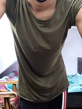 Snapshot of Habibi_big_b chatting on January 1, 5:44 pm Habibi big b online show from January 1, 5:44 pm