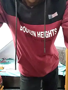 Snapshot of Habibi_big_b chatting on January 13, 4:07 am Habibi big b online show from January 13, 4:07 am