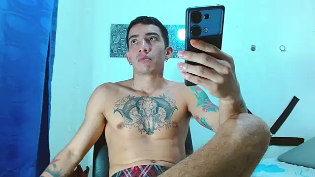 targuerian22 online show from March 7, 2:57 am