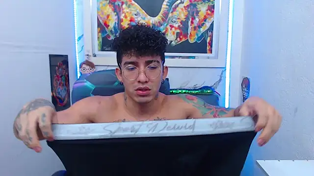 targuerian22 online show from October 22, 7:19 am