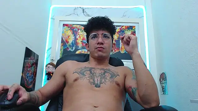 Snapshot of targuerian22 chatting on October 24, 9:17 am targuerian22 online show from October 24, 9:17 am