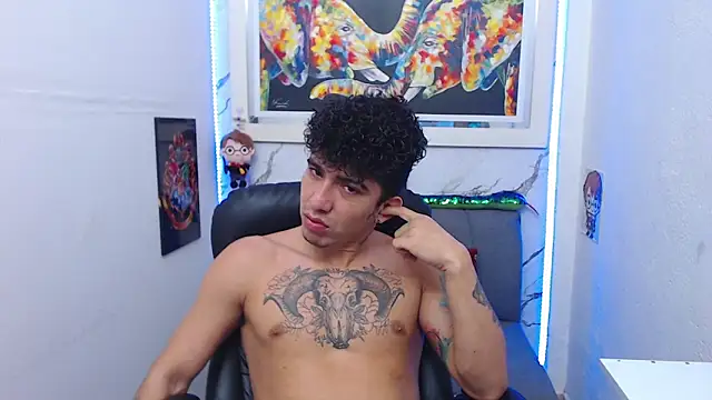 targuerian22 online show from October 31, 12:11 am