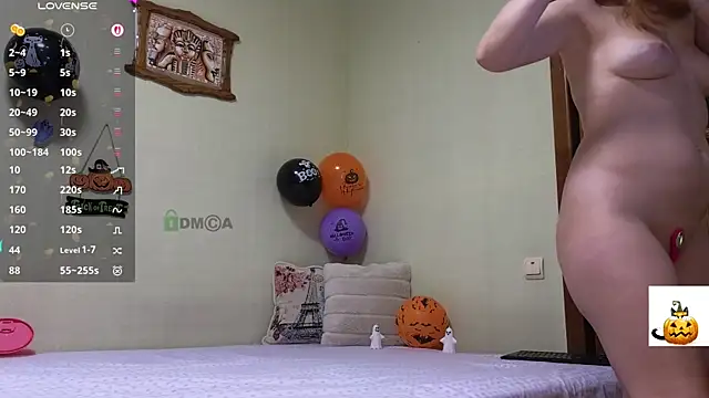 Snapshot of WoowMasha88 chatting on October 31, 9:49 pm WoowMasha88 online show from October 31, 9:49 pm