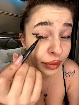 GraceCarther online show from October 9, 5:33 pm