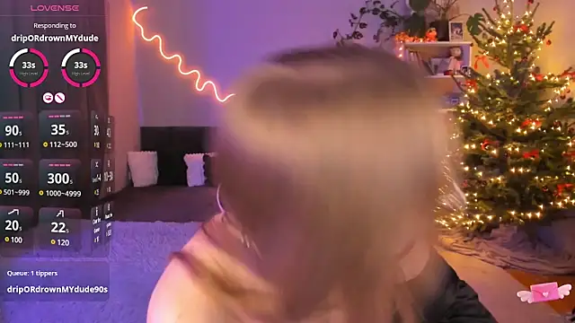 Snapshot of ami_amour_ chatting on December 20, 7:22 am ami amour online show from December 20, 7:22 am