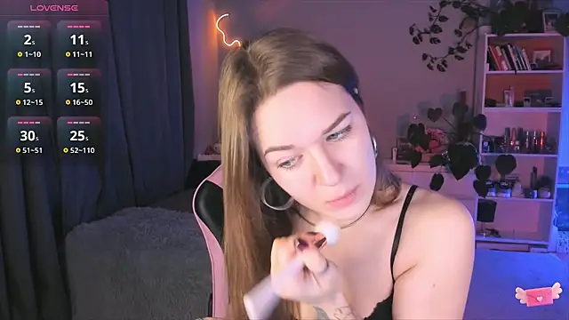 Snapshot of ami_amour_ chatting on March 5, 5:39 pm ami amour online show from March 5, 5:39 pm