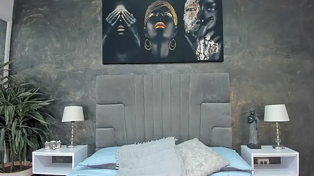 Snapshot of isa_lancaster chatting on November 18, 8:24 pm isa lancaster online show from November 18, 8:24 pm