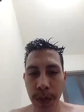 erikmrz316 online show from November 2, 3:09 am