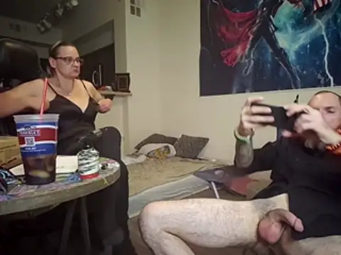 Snapshot of lit702 chatting on October 15, 8:25 am lit702 online show from October 15, 8:25 am