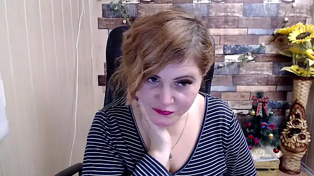 Snapshot of DaniellaKiss chatting on January 4, 7:44 pm DaniellaKiss online show from January 4, 7:44 pm