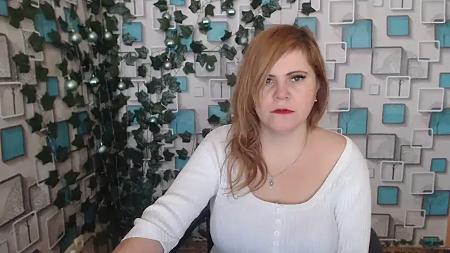 Snapshot of DaniellaKiss chatting on January 13, 9:30 am DaniellaKiss online show from January 13, 9:30 am