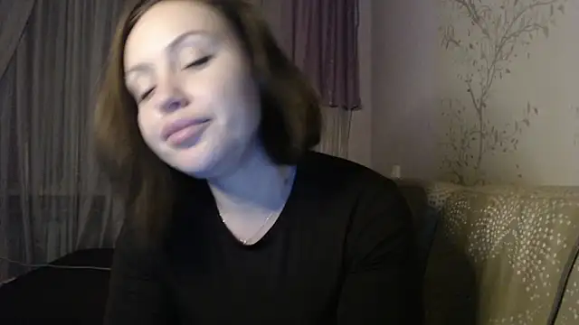 Snapshot of DulcieHeath chatting on October 9, 7:23 pm DulcieHeath online show from October 9, 7:23 pm