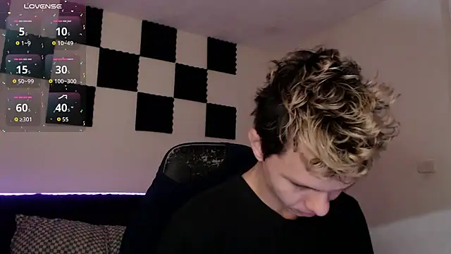 bryamado69 online show from September 28, 12:43 pm