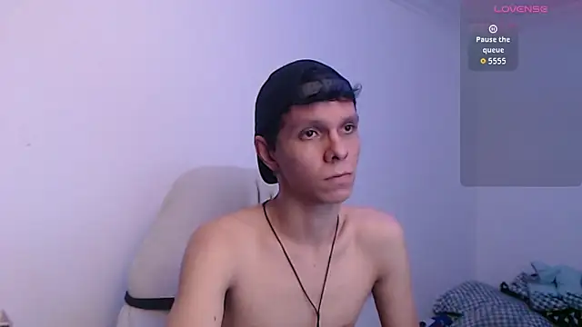 bryamado69 online show from May 2, 7:41 pm