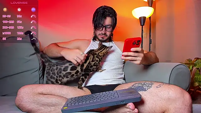 Ackerman Eren  online show from October 9, 10:35 am