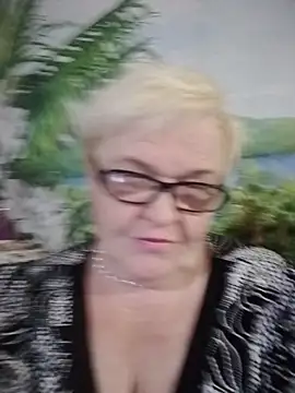 VioletSweet566 online show from December 10, 8:16 pm