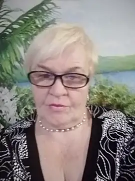 VioletSweet566 online show from December 12, 6:57 am