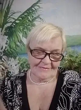 VioletSweet566 online show from January 18, 8:09 pm