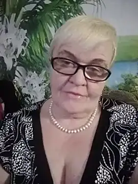 VioletSweet566 online show from March 5, 6:34 pm