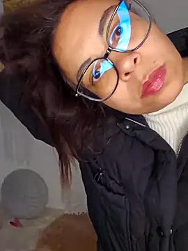 Snapshot of Karamell-Mieze chatting on October 24, 2:13 pm Karamell-Mieze online show from October 24, 2:13 pm