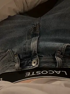 pignoufe online show from March 14, 1:49 pm