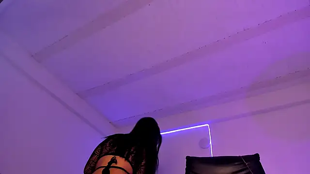 Laura fernandezII online show from September 19, 7:25 pm