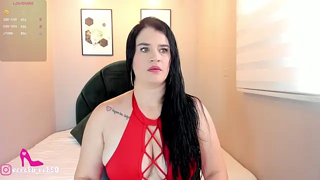 LenaRuiz  online show from June 25, 12:09 pm