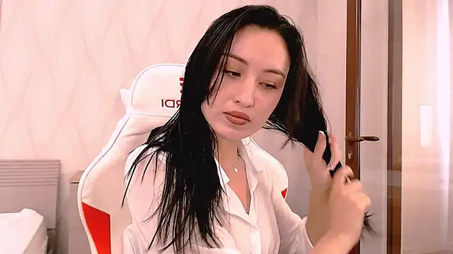 Snapshot of Ann__Cute chatting on October 14, 5:30 am Ann Cute online show from October 14, 5:30 am