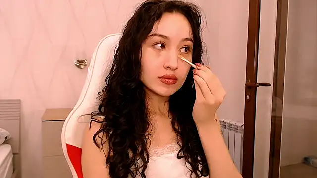 Ann  Cute online show from December 18, 6:41 am