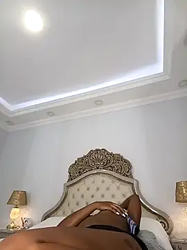 SarahBrunet online show from February 11, 7:59 pm