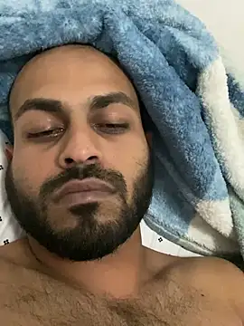 Snapshot of islandvybee55 chatting on December 29, 9:28 am islandvybee55 online show from December 29, 9:28 am