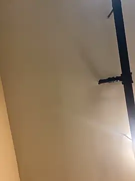 islandvybee55 online show from February 18, 12:01 pm