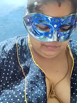 tamilthanushri online show from March 16, 11:04 pm