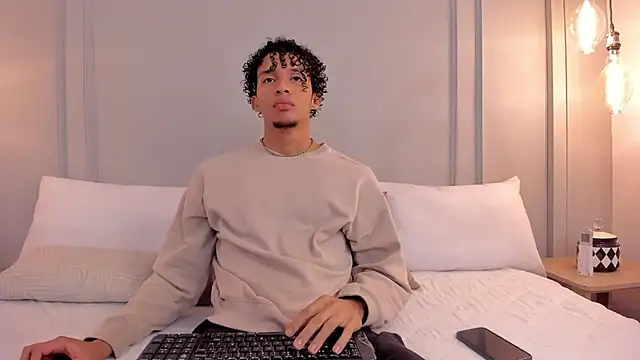 Snapshot of Dominick_star chatting on October 30, 4:03 am Dominick star online show from October 30, 4:03 am