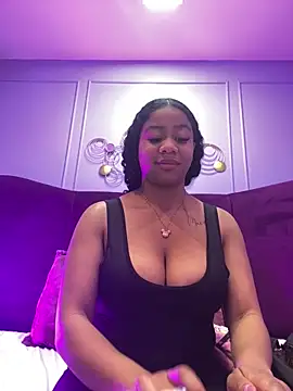 Sofi Fox  online show from December 18, 6:25 pm