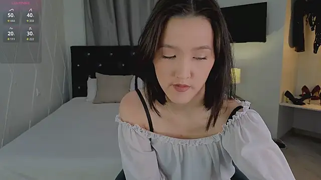 CarrieAmber online show from March 19, 2:21 pm