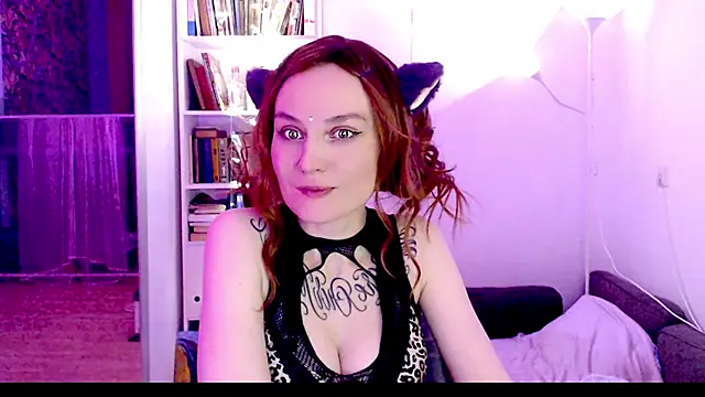 mischellemeow13 online show from February 7, 4:06 am