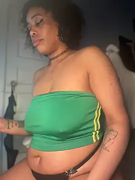 loveluna8 online show from April 29, 1:04 pm